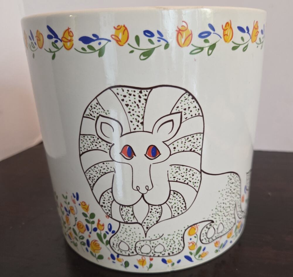 Vtg 1976 Ceramic Safari Lion Planter Or Utensil Caddy Seymour Mann 6.25 Inch